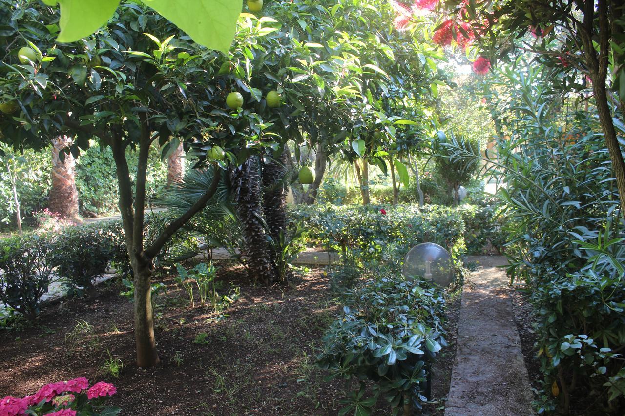 Residence Giardino Вьесте Экстерьер фото
